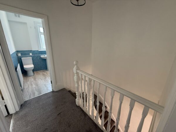 3 bed semi-detached house to rent Colenso Road, Ilford IG2